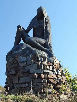 statue of Lorelei